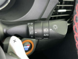 【オートライト】車外の明るさに応じて自動的にライトの点灯・消灯をしてくれます