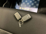 【スマートキー】キーをポケットやカバンに入れたままでもドアの施錠・開錠ができ、雨の日や荷物の多い日に大活躍!