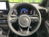 インテリアに合わせたデザインのステアリングは、運転される方のことも考え、運転しやすい形状、大きさです。是非一度、実際に触ってお確かめください。