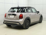 MINI NEXT2年間 走行距離無制限で保証、保証期間中でしたら最寄の正規ディーラーで無償修理が可能です。