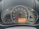 整備スタッフは国家資格を持つプロの整備士です。車検の受入/中間/完成検査と保安基準発行のすべても自社で行います。