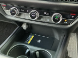 運転席、助手席にシートヒーターを装備(*^_^*)寒い日もポカポカ快適ですよ。