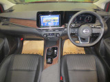 ノートオーラ 1.2 G FOUR レザーエディション 4WD 