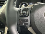 ステアリングスイッチ装備!運転しながら手元でオーディオの操作などができます。