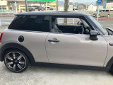 MINI正規ディーラー取り扱い MINI認定中古車 MINI NEXT甲府お車の詳細や展示状況はお気軽にお問合せ下さい。