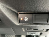 【ステアリングヒーター】車のステアリング(ハンドル)のグリップ部分を内蔵ヒーターで温める機能です。冬場の冷え切ったハンドルを素早く温め、快適なドライブをサポートします!