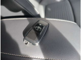 自社で車検を行う事が出来る検査ラインも完備しており、リバーサイド内で車検と法定点検・整備が完結します。