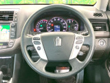 【ステアリングスイッチ】運転中、前方から目線をそらすことなく、オーディオ等の操作が可能な便利機能!安心&快適なドライブを演出してくれます♪