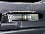 ETC車載器付きです。高速道路の料金所もスムーズに通過できます。