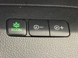 ★ECONスイッチ★ エコドライブを加速しよう!スイッチをONにすると、運転の仕方によるロスを抑え込み燃費をよくするようクルマが頑張ります(*^ー^*)燃費向上にチャレンジ♪