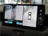 ◆マルチビューカメラシステム◆運転席から見づらい前後左右を、ナビ画面の映像で確認。見通しの悪い交差点や狭い道でのすれ違い、駐車などをサポートします。