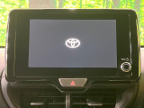【ナビ機能付き8インチディスプレイオーディオ】ナビ機能搭載の他、お持ちのスマートフォンと連携して、ナビやbluetoothでの音楽再生が可能です♪デザインはもちろん操作性も良好!