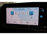 独立型エアコンです。運転席、助手席でそれぞれ快適な温度設定が行えます。