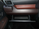 トヨタ認定中古車保証付!(1年間、距離無制限 HV車はHV保証付) 別途延長保証もご用意しております♪ ぜひ現車を確認にご来店ください