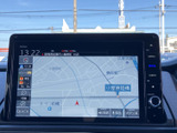 現在地や周辺の道路を画面上で確認でき、目的地までの道順を把握する際に便利です。地図と案内情報が見やすく整理されているため、行き慣れない場所へ向かうときにも活用いただけます。