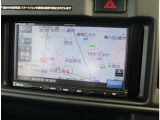お車選びをお楽しみ頂けるよう、在庫車の展示スペースを十分に確保しております。