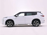 アウトランダー PHEV 2.4 P 4WD 