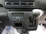その他、ナビやドラレコの取付、保険の加入、ローン、修理、車検などお車に関することならすべて対応することができます。