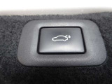 【パワ-バックドア】重たいバックドア、スイッチ一つで開閉出来ますよ♪