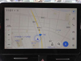 10.5インチディスプレイオーディオで、ナビ・テレビが付いております。わかりやすく操作しやすいので、目的地設定も簡単で出来ます。