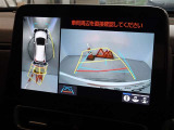 バックガイドモニターを装備しています、車庫入れもラクラクです。パノラミックビューモニターを搭載しています、上からの画像も表示されます。