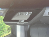 【三菱e-Assist】走行中に前方の車両等を認識し、衝突しそうな時は警報とブレーキで衝突回避と被害軽減をアシスト。より安全にドライブをお楽しみいただけます。
