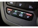 シートヒーター装備付き車!!座席に埋め込まれた電熱線によりシートを暖めることが出来る装備で、温められたシートは、寒い冬には最適です!!