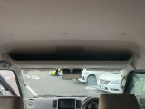 運転席上側にも収納があります☆