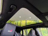 カローラクロス 2.0 GRスポーツ E-Four 4WD 