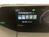 スピードメーター内のディスプレイ部に安全装備の設定状態が表示されます。