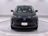 ヘディングアップディスプレイで運転席前面ガラスに車両情報が映し出され前方から視線をそらさず確認が出来ます!
