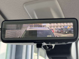 車両後方の視認性をアップ!デジタルルームミラー★ラゲッジルームの荷物で後ろが見えにくい場合や、夜間や雨天時に、リヤカメラの映像に切り替えれば、後方の視認性を高めてくれます♪♪