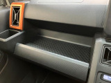 延長保証につきましてはお求めいただく車両によって保証料が異なりますので、当店スタッフまでお気軽にお問い合わせくださいませ。