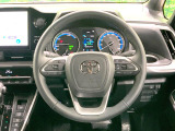【ステアリングスイッチ】運転中、前方から目線をそらすことなく、オーディオ等の操作が可能な便利機能!安心&快適なドライブを演出してくれます♪