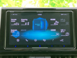 画面にはオーディオやナビのメニューが並び、Bluetooth Audioなどの項目も確認できます。目的に合わせて選びやすい表示で、移動中の音楽や各種案内を活用できる装備です。