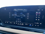 Audiならではの上質な空間が、毎日のドライブを特別な時間に変えます。高級感あふれるインテリアと快適装備。心地よい上質な空間をご体感ください。