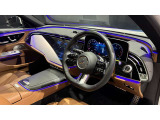 メルセデス・ベンツは全モデルに『水性塗料』を採用しています。従来の油性塗料に比べ、塗装時に出す有害物質を大幅に低減しており、地球環境の保護に貢献しています。