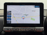 アルパイン10インチナビBIG Xを装着しています。目的地設定やルート案内もスムーズに行えます。