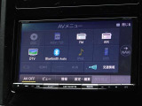 CD・DVD(再生機能)・ブルートゥース等を使用することができます。