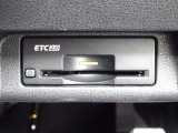 音声案内タイプETC2.0装備☆ビルトインタイプのETCですので、インテリアの邪魔をしません!ETCがあれば、キャッシュレスで料金所をノンストップで通過できます。
