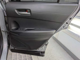 パワーウィンドウのスイッチですよ。運転席に居ながら窓を開け閉めのコントロールできます。