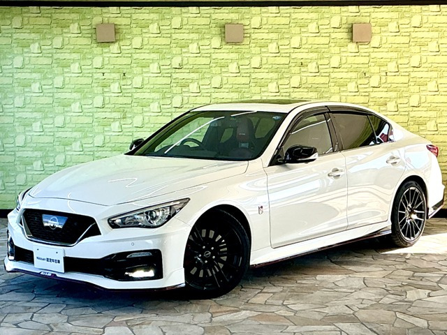 スカイライン 3.0 NISMO RECAROシート+カーボン製フィニッシャー