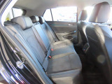 ISOFIX(イソフィックス)基準適合チャイルドシート固定装置!!安心楽々で対応チャイルドシートが取付できます。
