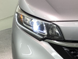LEDヘッドライト☆HIDヘッドライトより省電力かつ、ライトを点けた際の立ち上がりも早いです☆寿命も長いのでお財布にも優しいオススメ装備☆