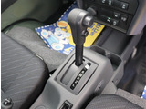 『1台』のお車に対して、3名体制で日々議論を重ね仕入れを行っております。