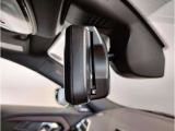 ☆BMWのルームミラーには自動防眩機能が備わっております。後続車のヘッドライトの明るさで幻惑されるのを防止☆