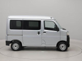 愛知ダイハツの離れた店舗の気に入ったお車がある場合でも、お近くの店舗にてご購入頂けます。※店舗間の輸送は有料となります。