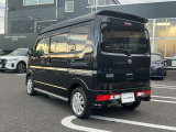 1年間走行距離無制限のワイド保証は日本全国の日産のお店でアフターサービスが受けられます。