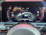 とても見やすい最先端のディスプレイです。先進運転支援技術サポートやお車の状況が瞬時にわかります。