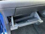 収納もバッチリ!小物が散乱しがちな車内もスッキリさせる事ができますね♪